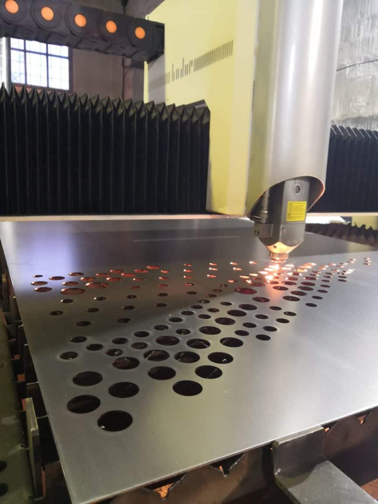 Работа с металлом Работа с металлом